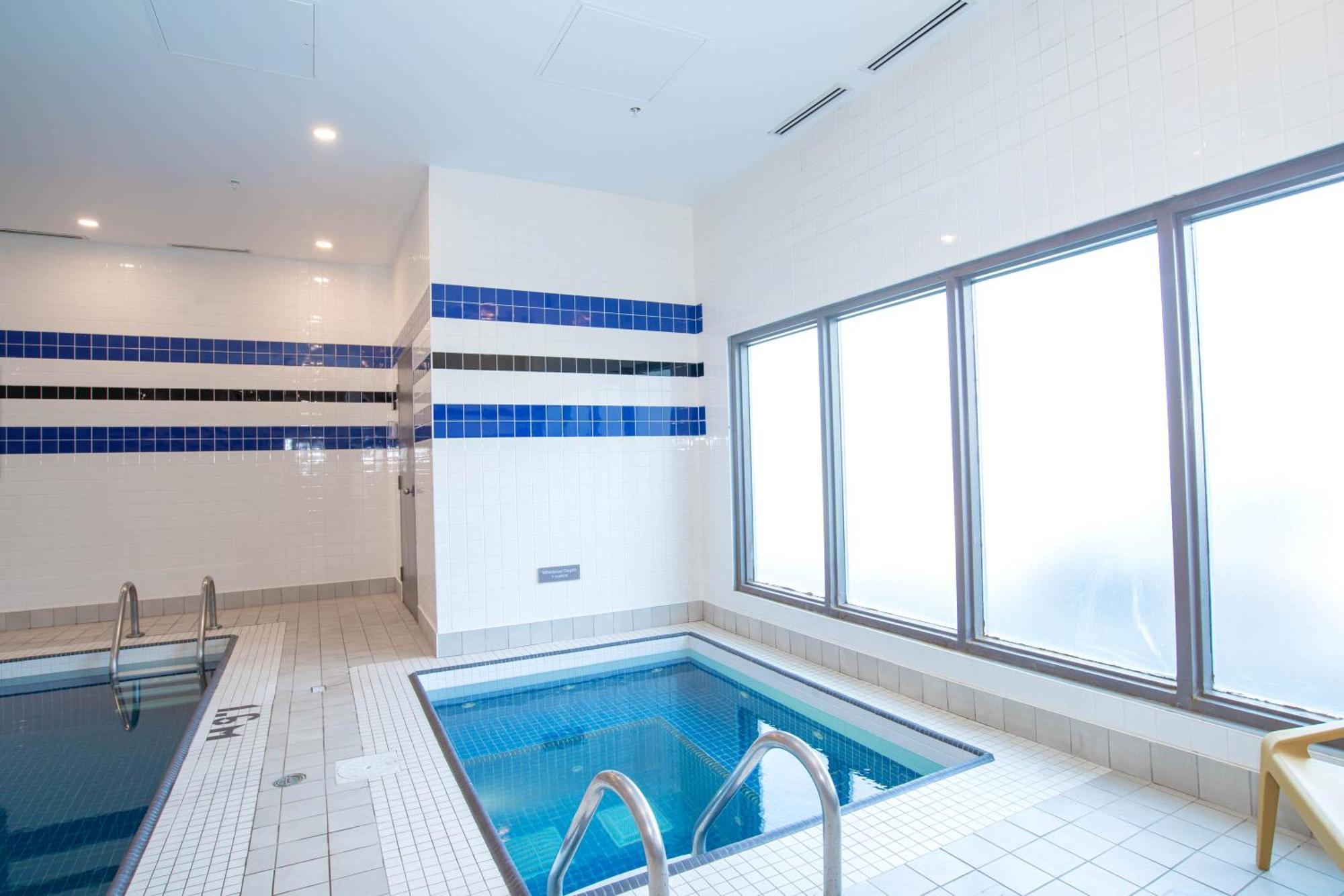 Sandman Airport Hotel 3*