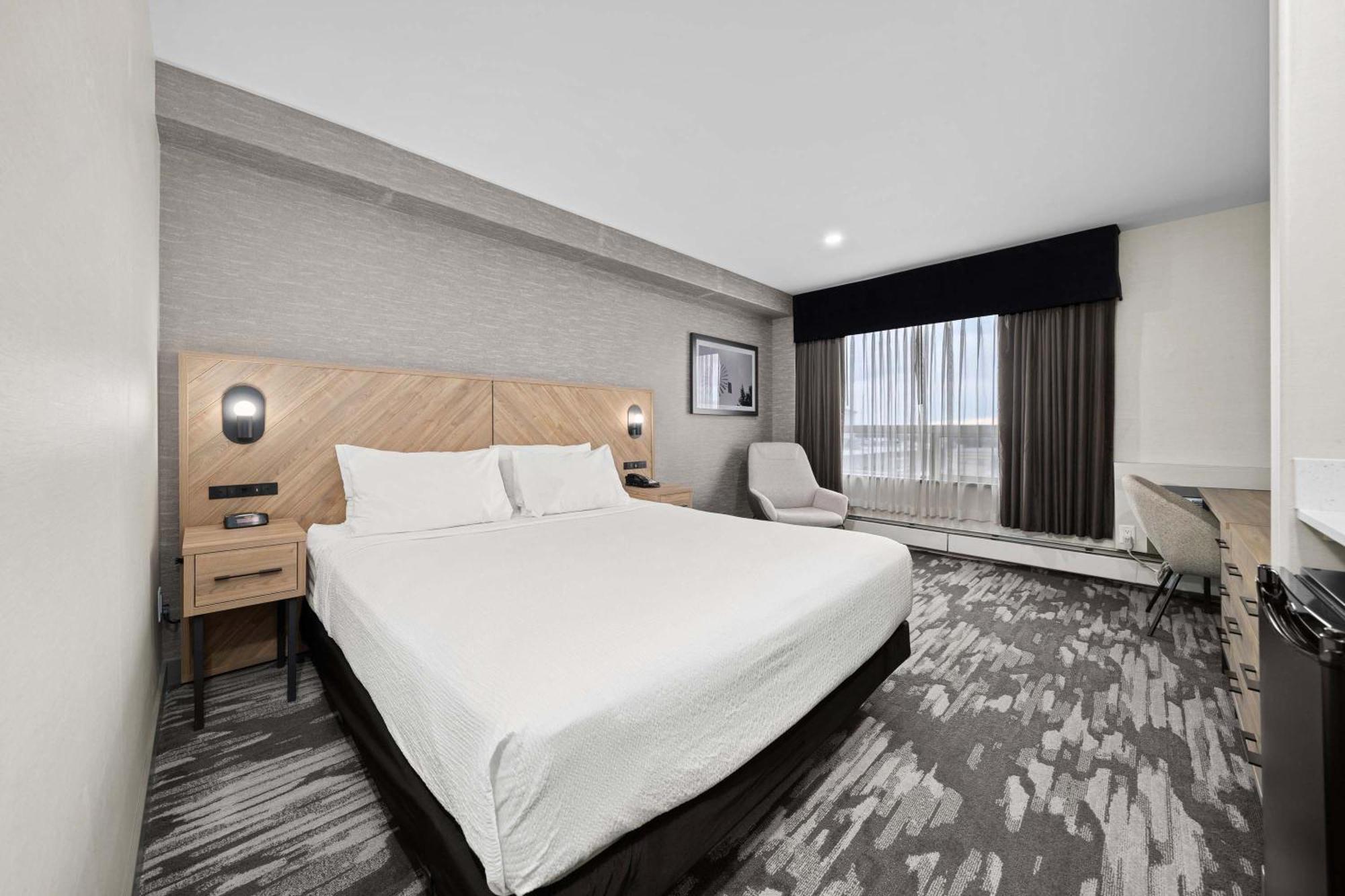 Sandman Airport 3* Calgary