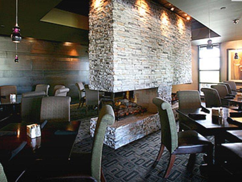 Hotel Sandman Airport Calgary