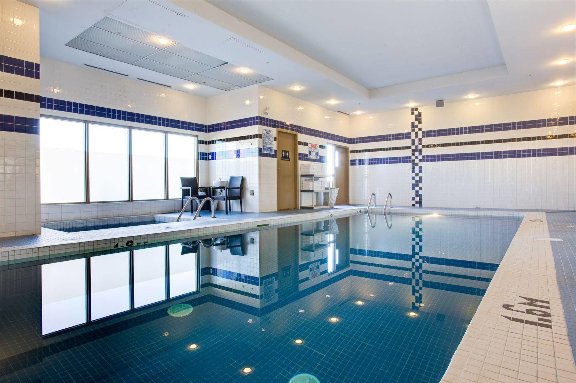 Sandman Airport Hotel Calgary